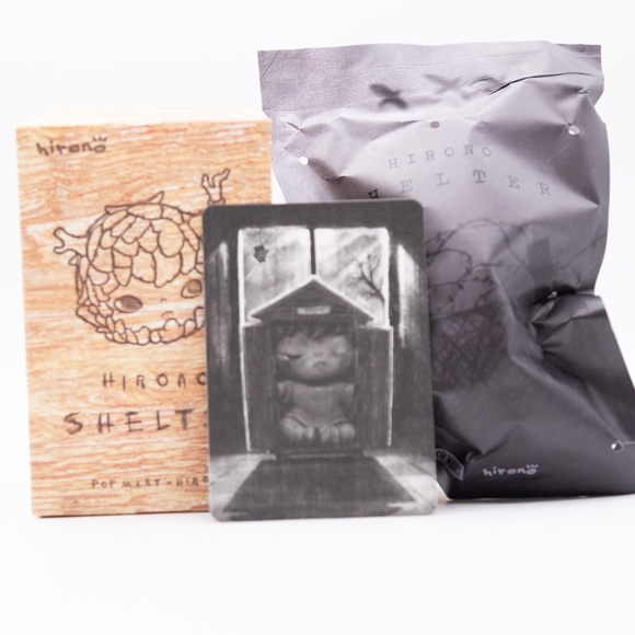 POP MART Mantel Clock - Hirono Shelter Series Confirmed Figure in Open Box BNWT - Picture 2 of 6